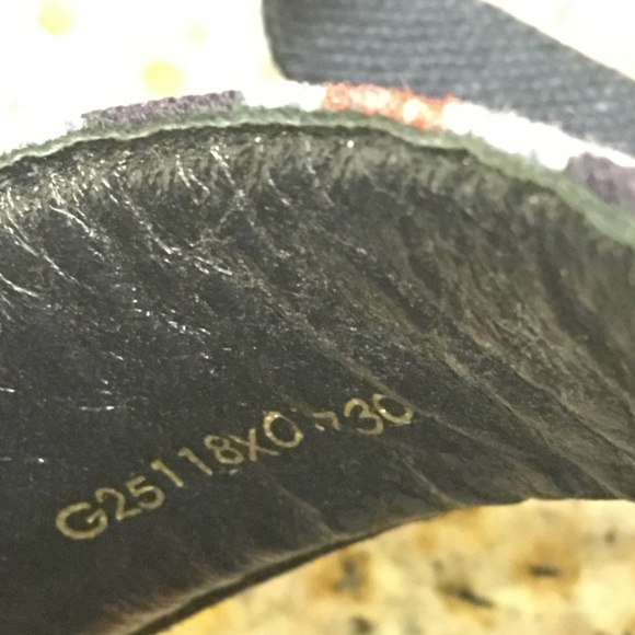 ❤️CHANEL❤️-SOLD - Picture 5 of 13